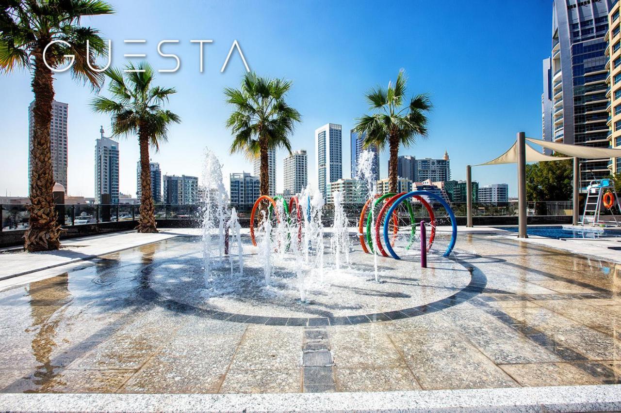 Sparkle Tower, Dubai Marina Exterior photo