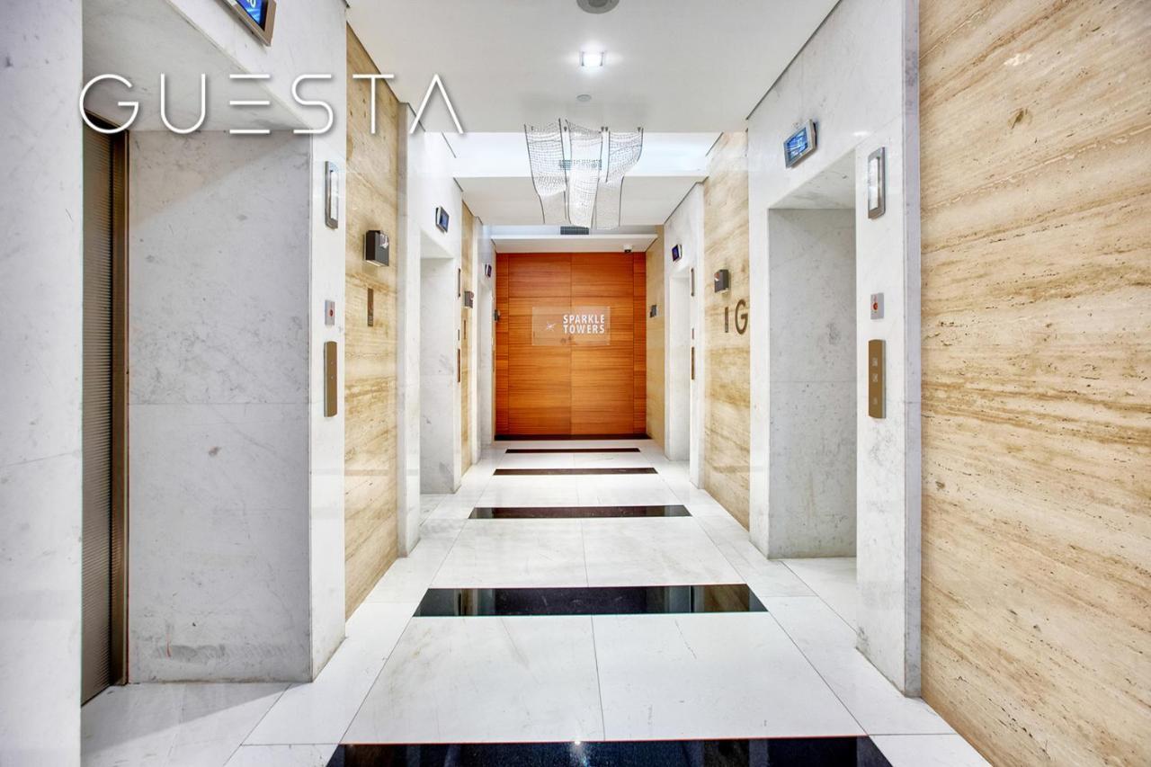 Sparkle Tower, Dubai Marina Exterior photo
